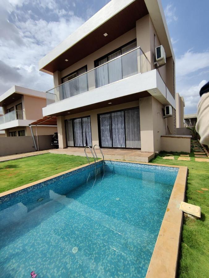 Вилла Casa Del Capitan-2Bhk With Private Pool & Lawn. Карджат Экстерьер фото